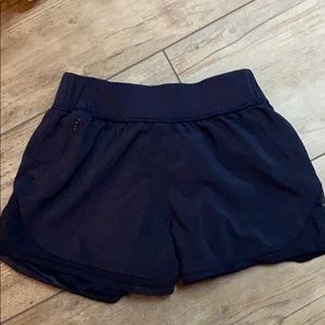Lululemon navy blue “hottie hot” shorts